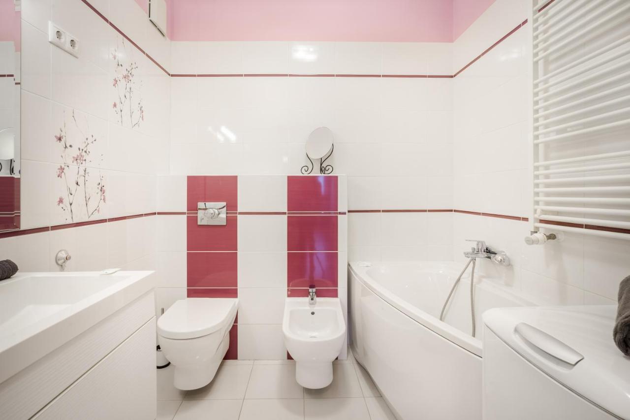 Apartment Downtown Karpat 9 Budapest Esterno foto