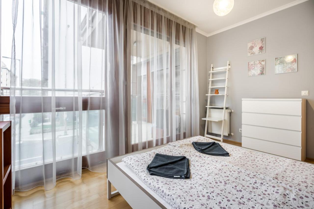 Apartment Downtown Karpat 9 Budapest Esterno foto